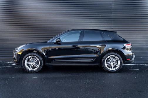 2025 Porsche Macan 