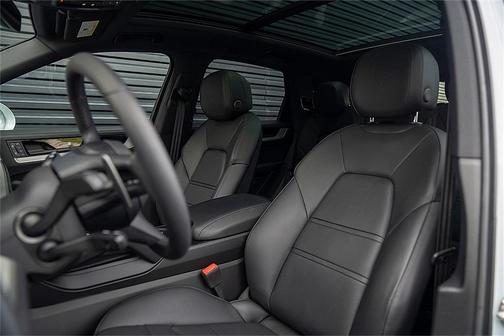 2025 Porsche Cayenne S