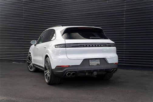 2025 Porsche Cayenne S