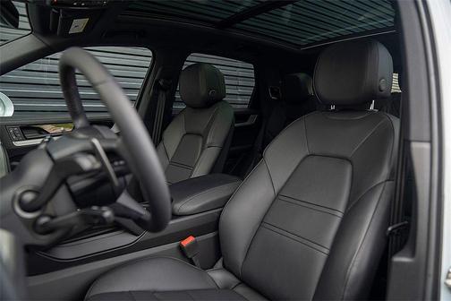 2025 Porsche Cayenne S