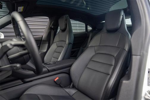 2023 Porsche Taycan Base (A2)