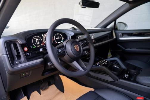 2025 Porsche Cayenne 