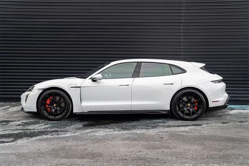 2023 Porsche Taycan GTS