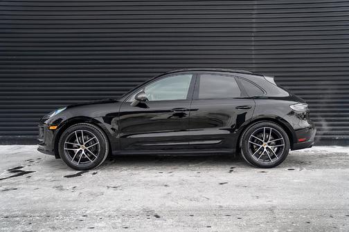 2025 Porsche Macan T