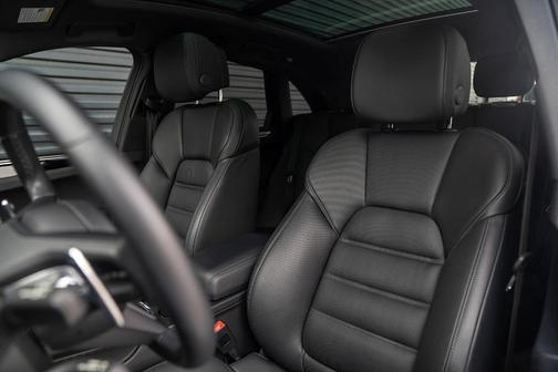 2023 Porsche Macan S