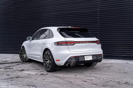 2023 Porsche Macan S