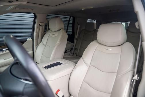 2020 Cadillac Escalade Luxury