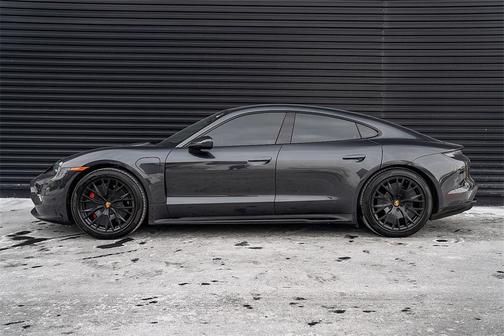 2023 Porsche Taycan GTS