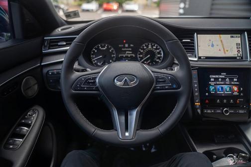 Radiant White 2025 INFINITI QX55 SENSORY