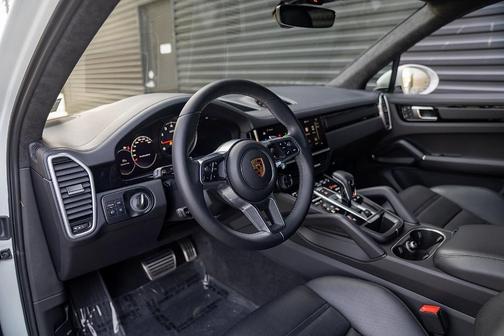 2023 Porsche Cayenne GTS