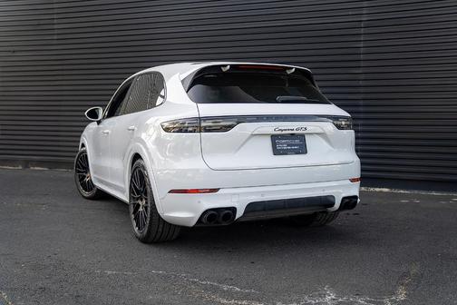 2023 Porsche Cayenne GTS