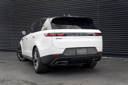2024 Land Rover Range Rover Sport SE