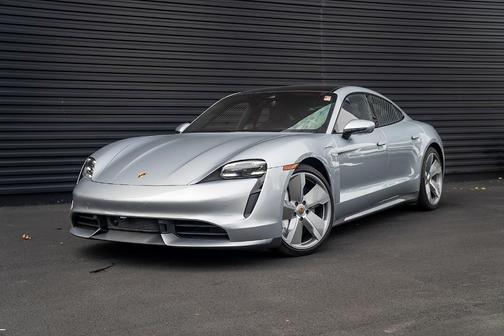 2020 Porsche Taycan Turbo