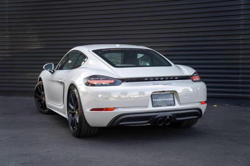 2025 Porsche 718 Cayman 