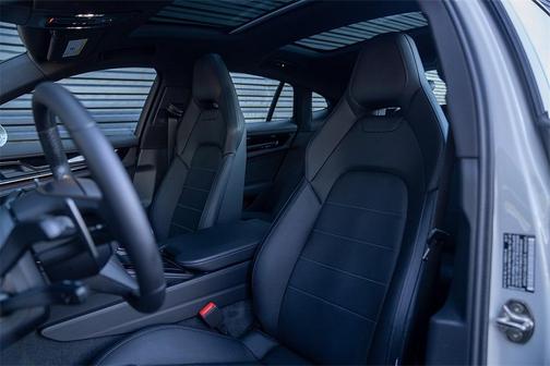 2025 Porsche Panamera 4S