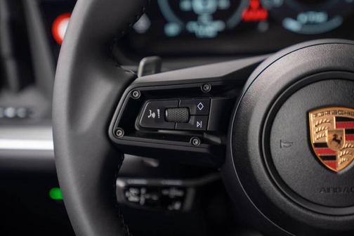 2025 Porsche Cayenne AWD