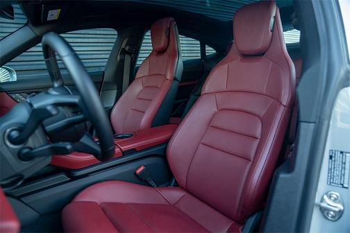 2024 Porsche Taycan Base