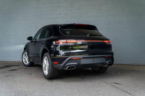 2025 Porsche Macan