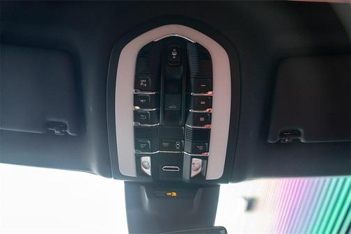 2024 Porsche Macan S