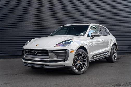 2025 Porsche Macan T