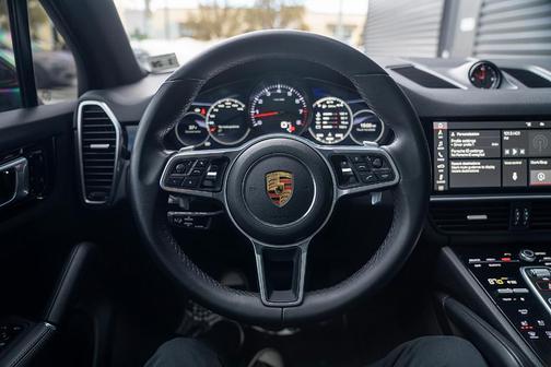 2021 Porsche Cayenne 