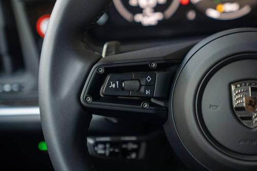 2025 Porsche Cayenne Turbo