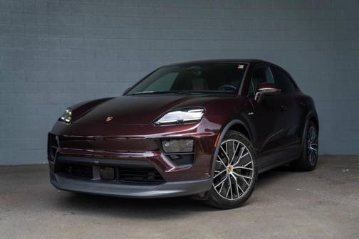 2025 Porsche Macan Electric 4S