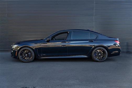2020 BMW 750 i xDrive