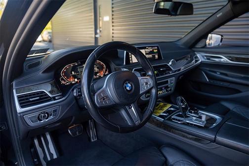 2020 BMW 750 i xDrive