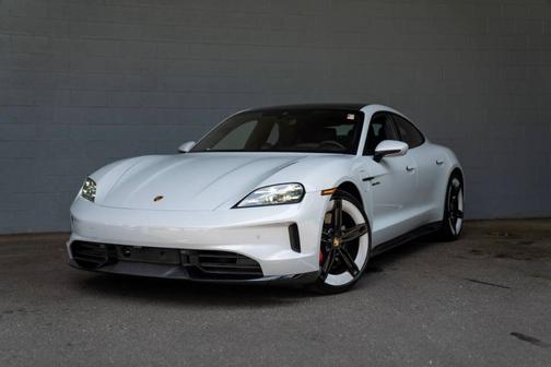2025 Porsche Taycan GTS