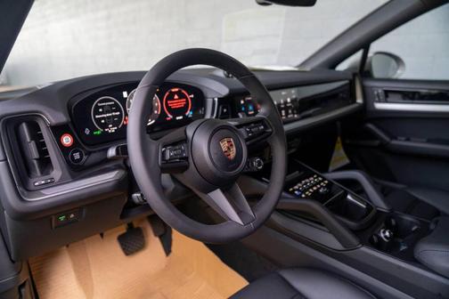 2025 Porsche Cayenne 