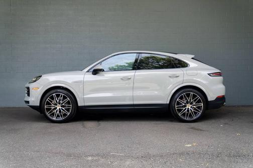 2025 Porsche Cayenne 