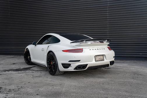 2015 Porsche 911 Turbo S