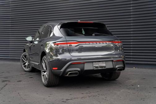 2025 Porsche Macan