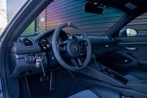 2024 Porsche 718 Cayman GT4 RS