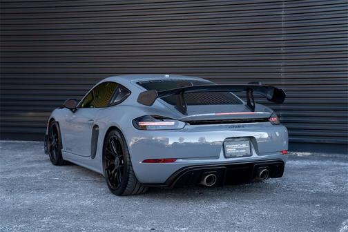 2024 Porsche 718 Cayman GT4 RS
