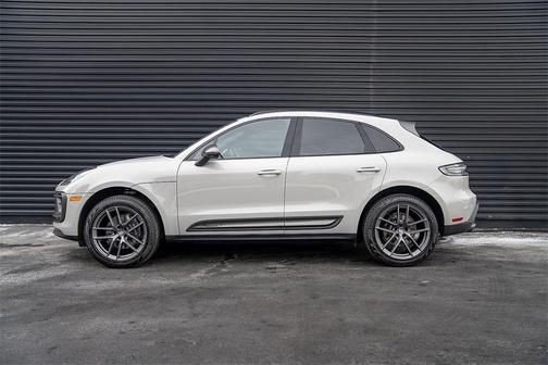 2025 Porsche Macan T