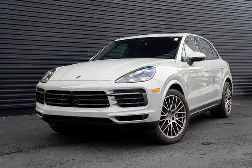 2023 Porsche Cayenne S Platinum Edition