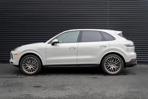 2023 Porsche Cayenne S Platinum Edition