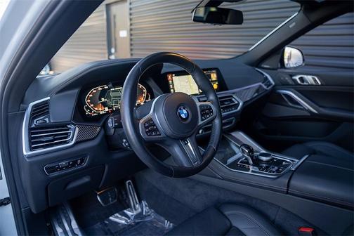 2023 BMW X6 M50i