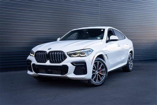 2023 BMW X6 M50i