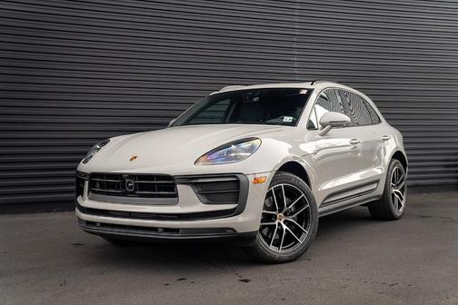 2025 Porsche Macan 