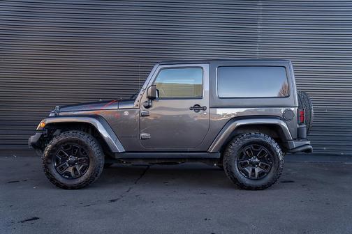 2016 Jeep Wrangler Sahara