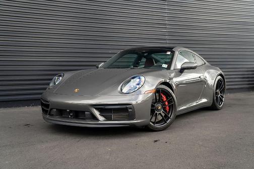 2022 Porsche 911 Carrera GTS