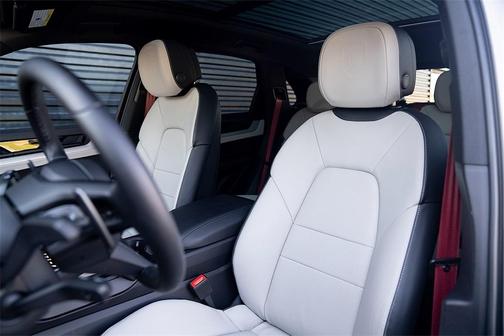 2024 Porsche Cayenne S