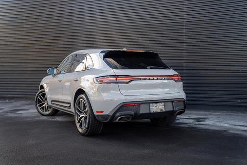 2025 Porsche Macan 