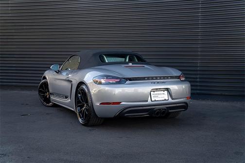 2024 Porsche 718 Boxster
