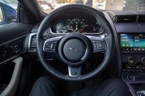 2022 Jaguar F-TYPE R