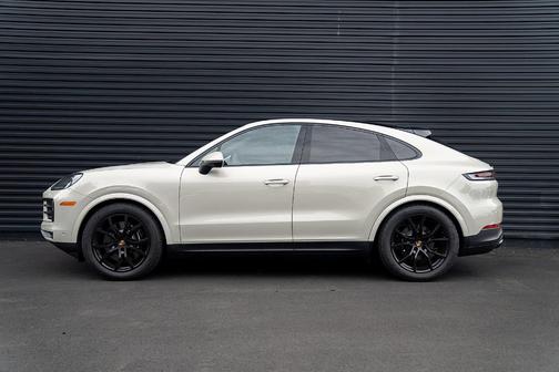 2025 Porsche Cayenne S Coupe AWD