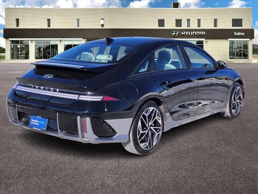 2024 Hyundai IONIQ 6 SEL